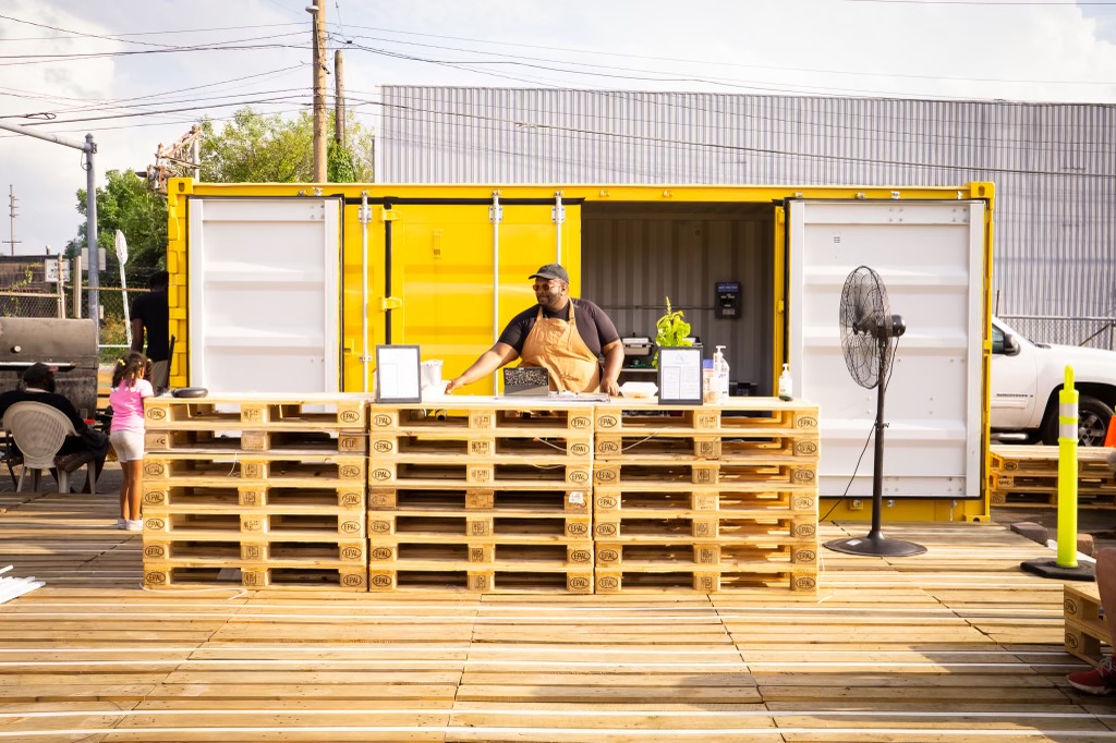 Black Lemon vendor at The Cradle at Monon 30